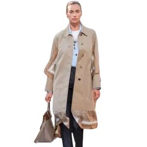 Burberry runway scarf trench coat